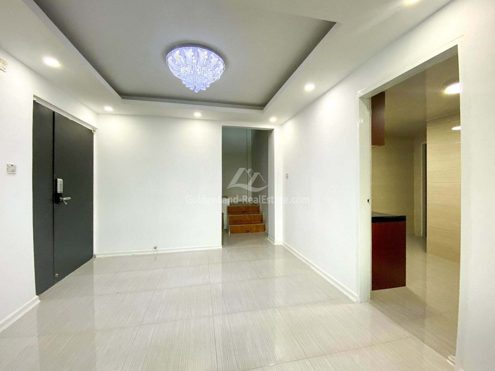 6yNcbG7bNbsYFh6CfHWbBY5OUBAFmlOgKCHwkRum